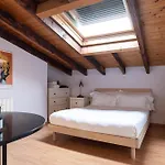 Charming Attic In The Center Of Milan!